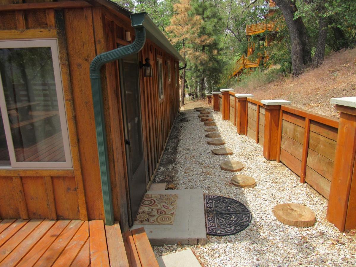Hillside Hideaway -View Of Ski Slope From Charming Deck บิ๊กแบร์เลค ภายนอก รูปภาพ